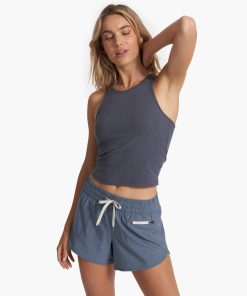Pose Plyo Tank
