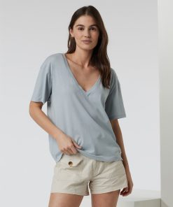 Sutton V-Neck