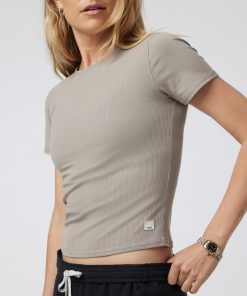 Pose Fitted Tee