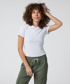 Pose Fitted Tee